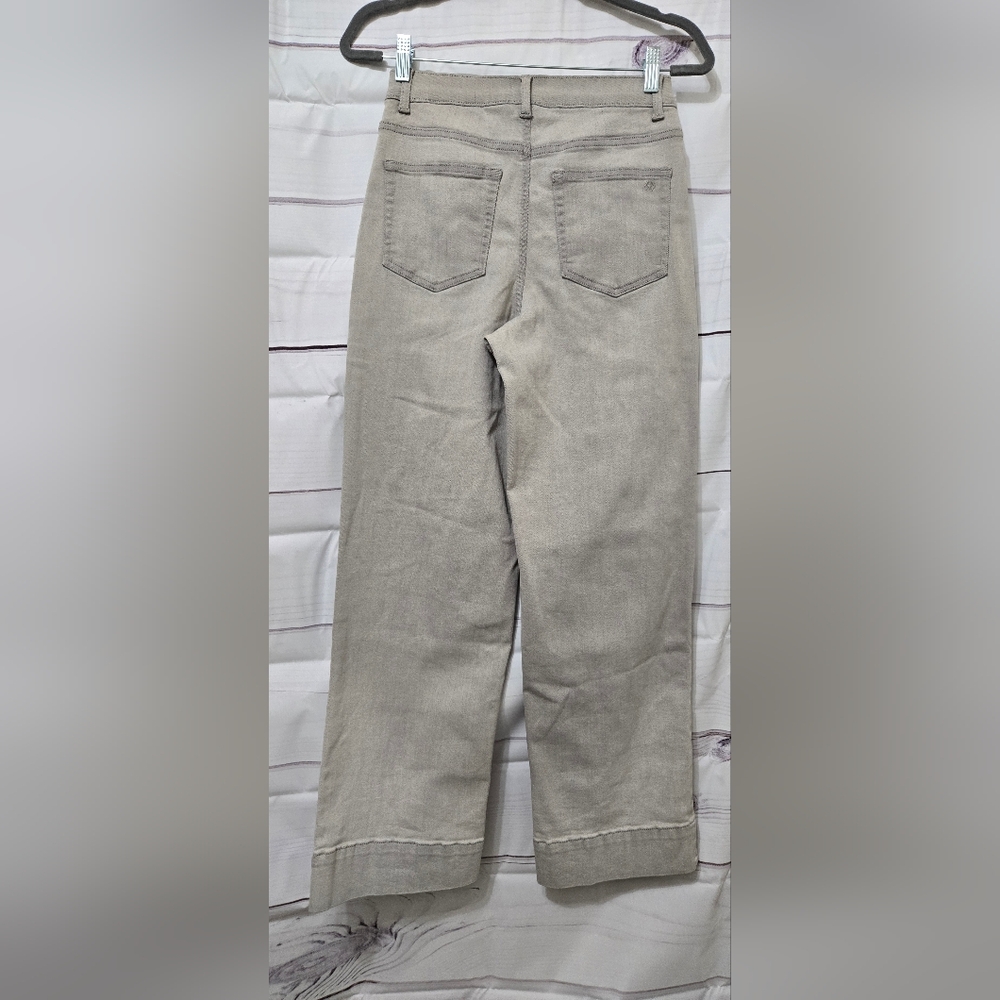 Canyon Retreat Wide Leg Distressed Jeans - Picture 11 of 11